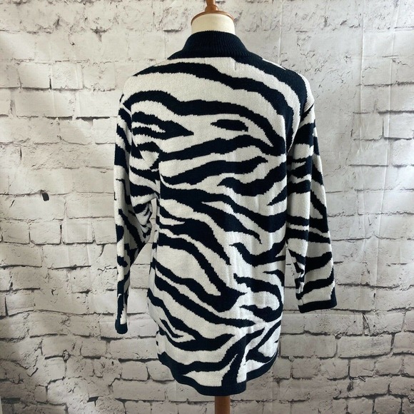 Diane von Furstenberg Zebra Print full Zip Mid Length cardigan sweater medium - Picture 3 of 11